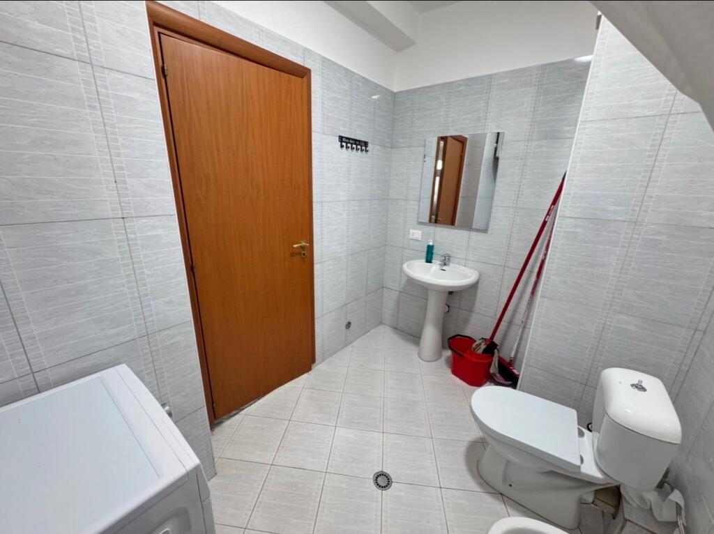 APARTAMENT 1+1 PER QIRA NE ASTIR