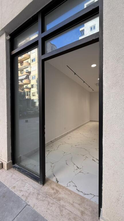 🏪 Shop for rent📍 Mine Peza Street 💶 Price: 900 €