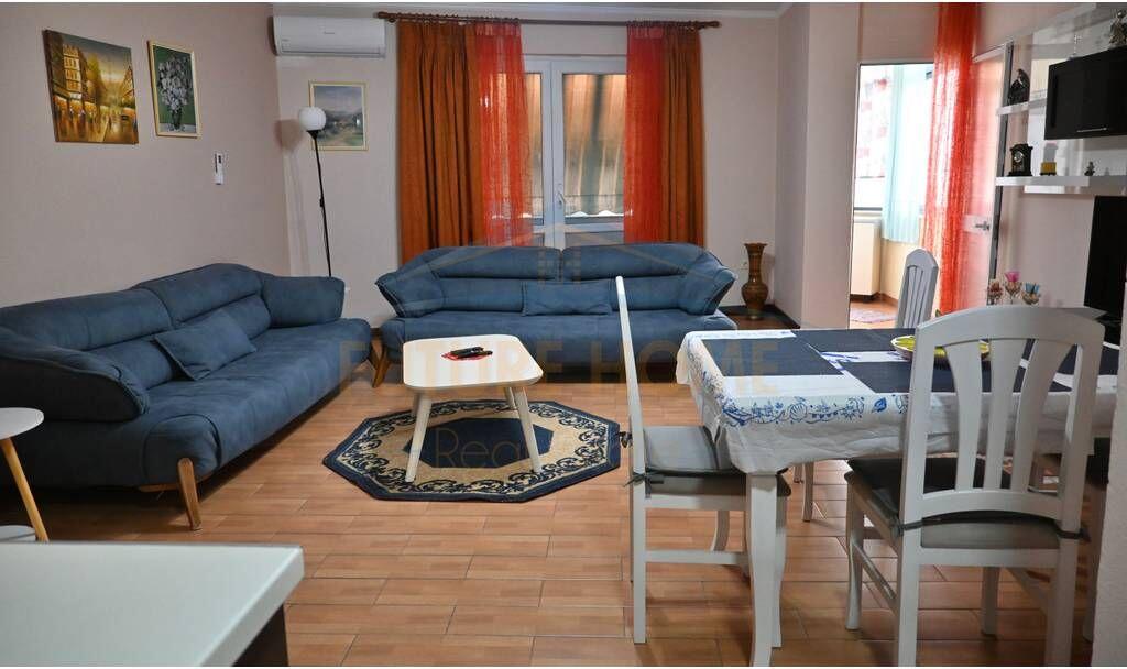 2+1 apartment for rent on Dibrës Street