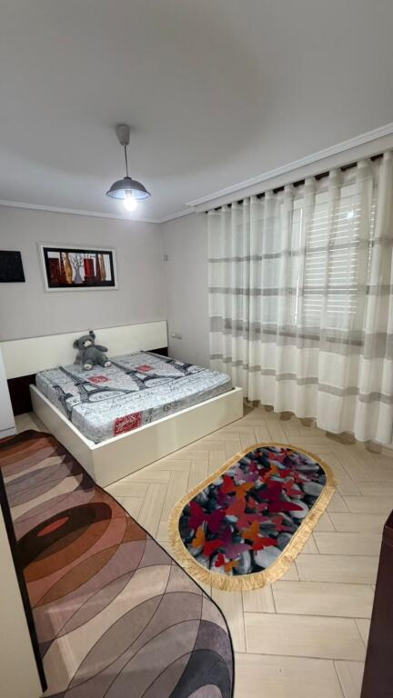 Appartamento 2+1 in affitto – Zogu i Zi, di fronte a Ring Center.