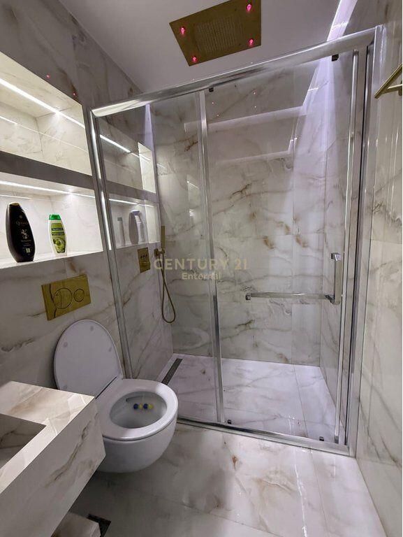 Studio for rent - 21 December