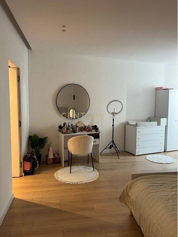 APARTAMENT 2+1+2 +POST PARKIMI ME QIRA, PRANE RADISSONIT, LIQENI I THATE!