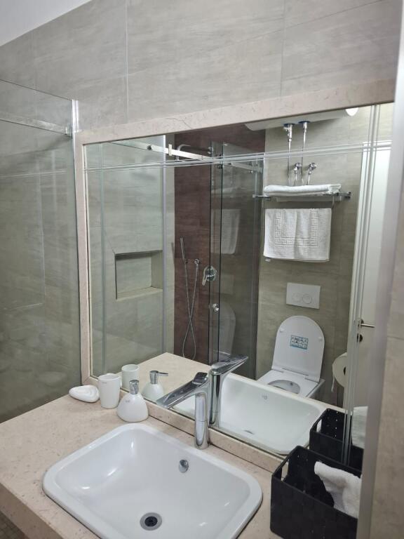 Appartamento 1+1 in affitto a Shkembi i Kavajes