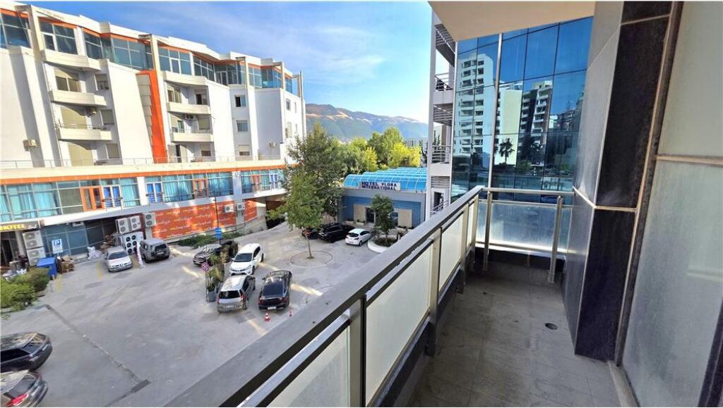 Opportunity Apartment 2+1+2 for sale in Lungomare