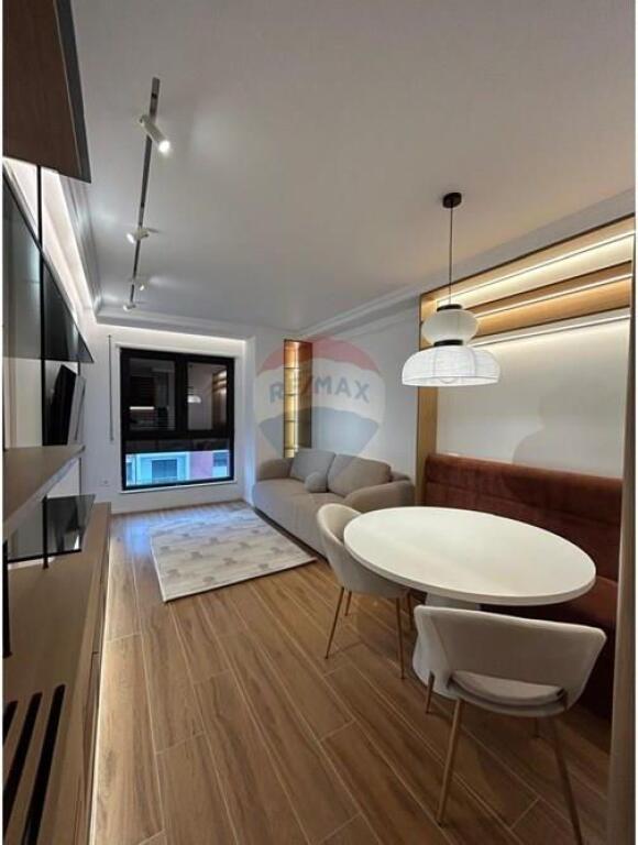 Apartament 1+1 me qira Komuna e Parisit