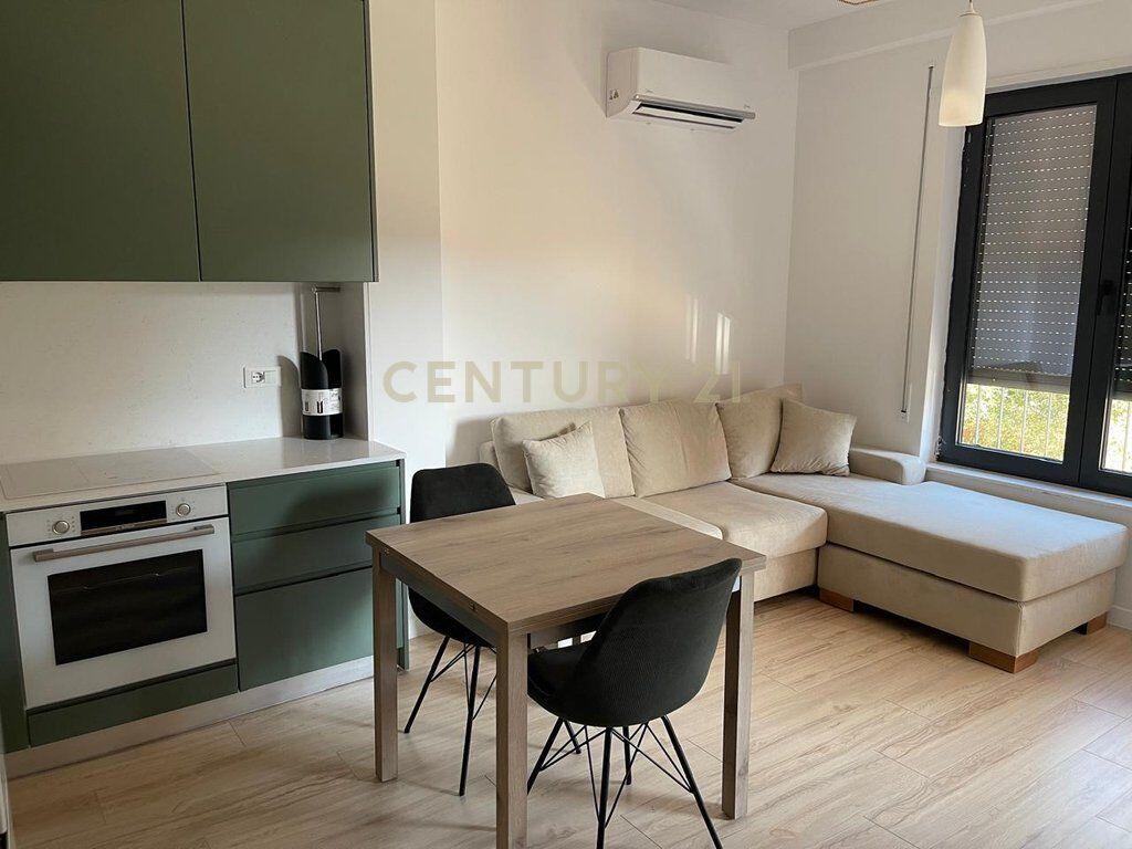 Japim me qira Apartament 1+1+ Post Parkimi!
