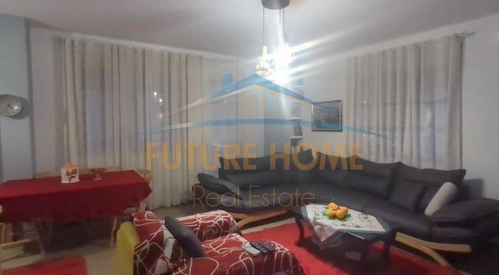 Shitet, Apartament 2+1, Kodra e Diellit, prane Eleonor