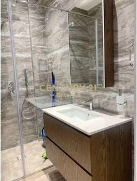 Apartment 1+1 for Rent in Myslym Shyri