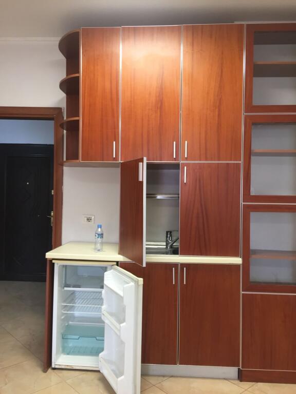 Jepet Me Qera Ambient Per Zyra