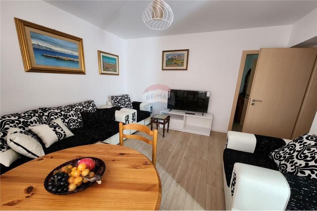 Apartment 1+1 for rent near the Ballet School !