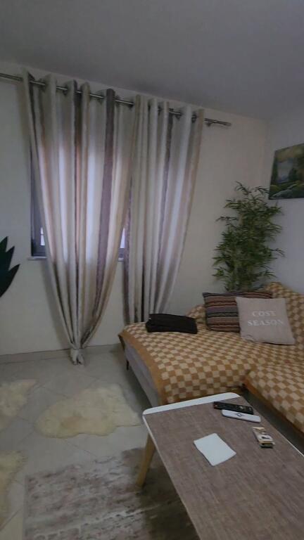 APARTAMENT 1+1 NE SHITJE