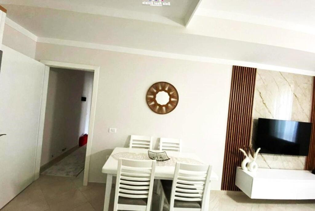 Appartamento in affitto 2+1 a Shkoze (ID B2201674) Tirana