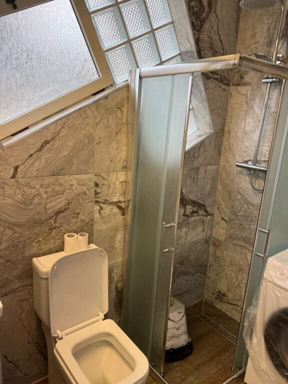 !!Garsoniere super e bukur me qira – 21 Dhjetori!!