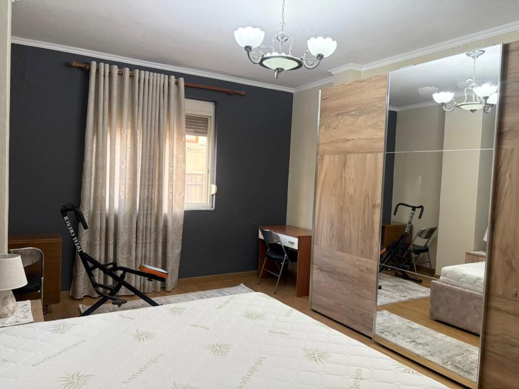 Apartament 2+1+2 për Qira – pranë Gjykatës, Durrës