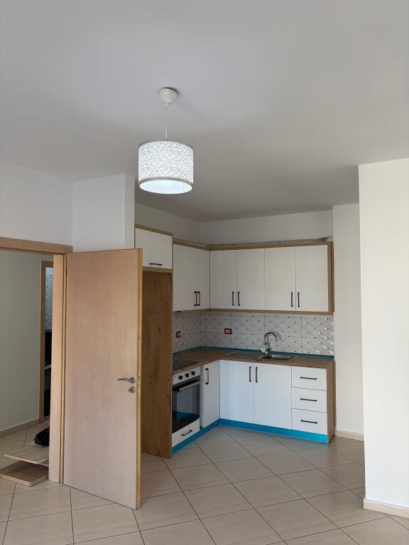 Appartamento 2+1 in affitto, Astir dietro “Fish Time”