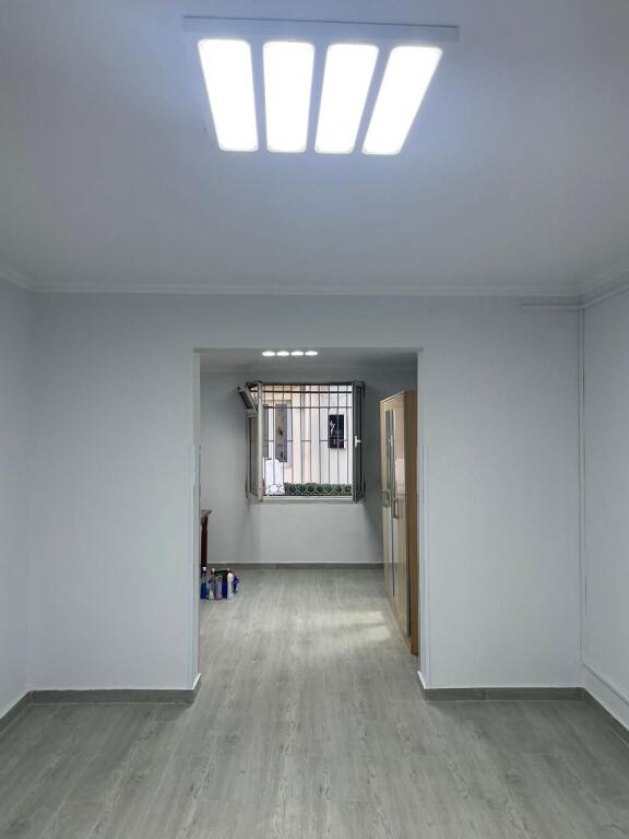 🏠 Jepet me qera  Ambient Zyre