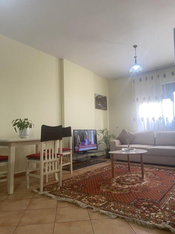 !!!Apartament 1+1 me qira – Rruga e Dibres!!!