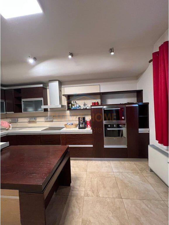 Rent, Apartment 3+1+2, Near Downtown, Tirana.