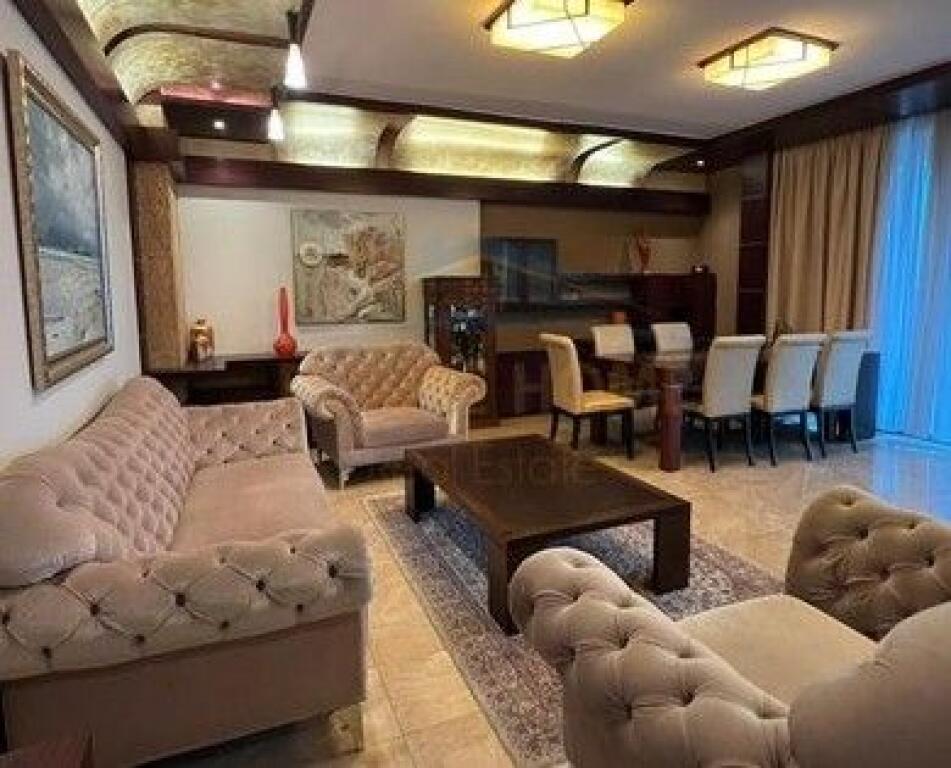 Affitto, Appartamento 3+1+2, Vicino al centro, Tirana