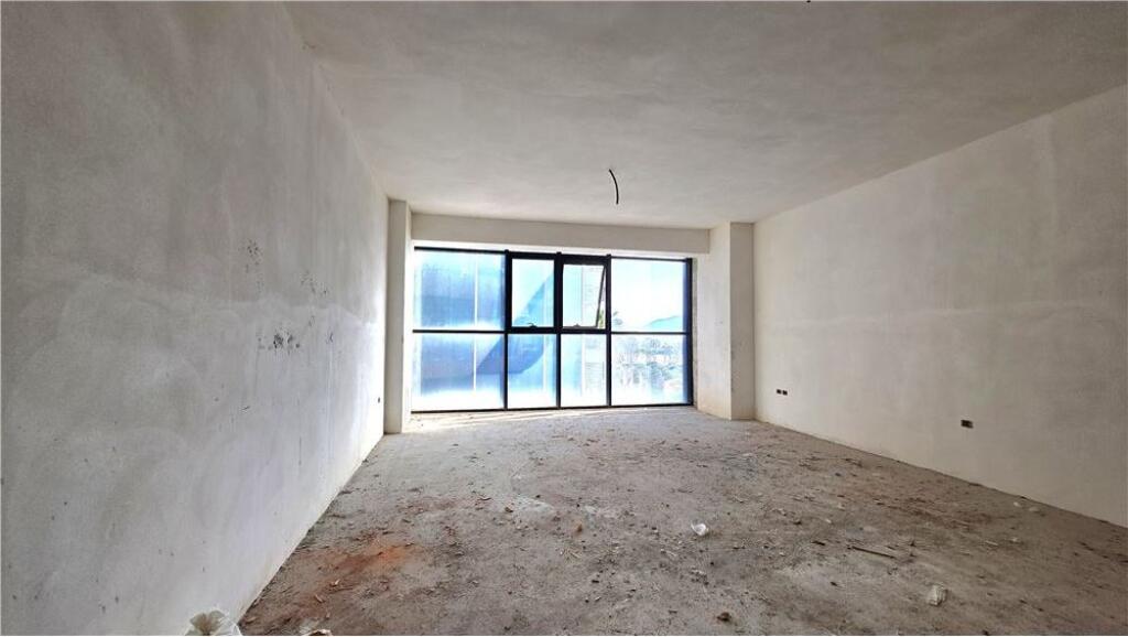 Opportunity Apartment 2+1+2 for sale in Lungomare