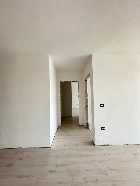 Appartamento 2+1, Ex campo di aviazione GRT