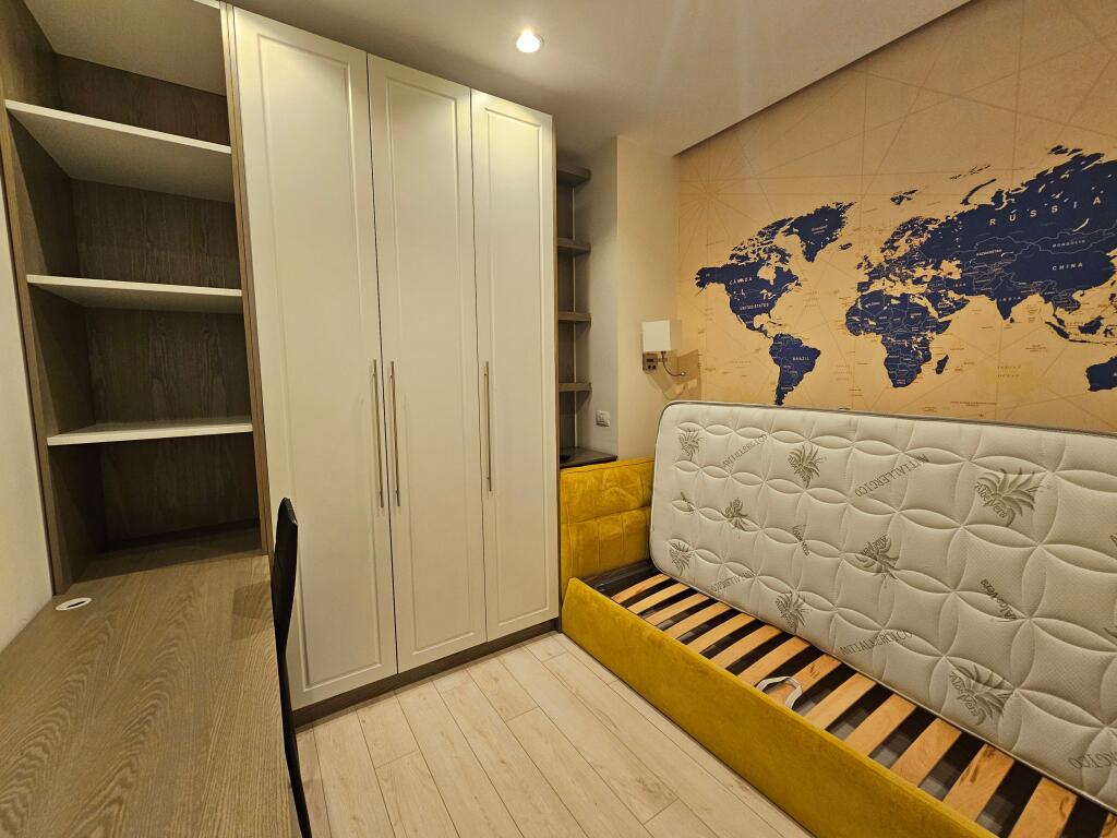 JEPET ME QERA 2+1+POST PARKIMI (AMBASADOR 3)