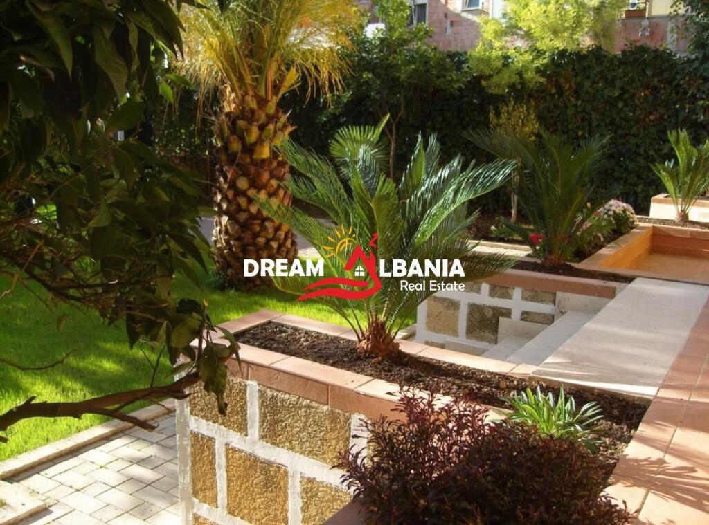 Vile private ne shitje ne zonen e Don Bosco prane kompleksit Vizion Plus (ID 4151040).