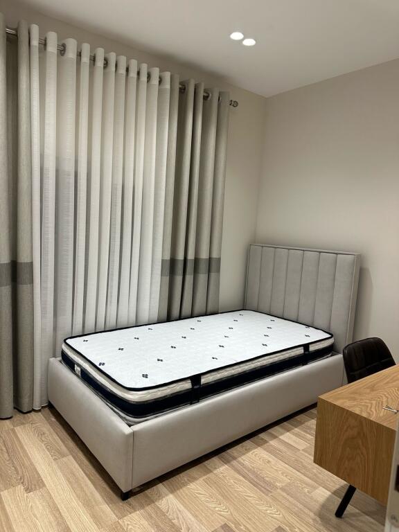 Jepet Me Qera Apartament 2+1+1 Ballkon