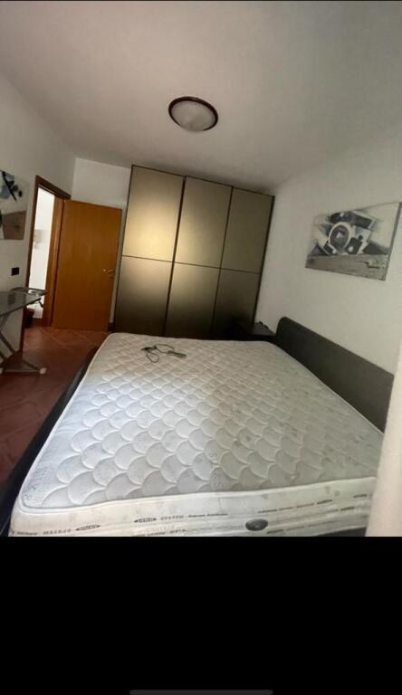 APPARTAMENTO IN AFFITTO 1+1 STRADA DI DURRËS 45.000 LEKE