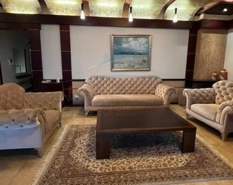 Affitto, Appartamento 3+1+2, Vicino al centro, Tirana