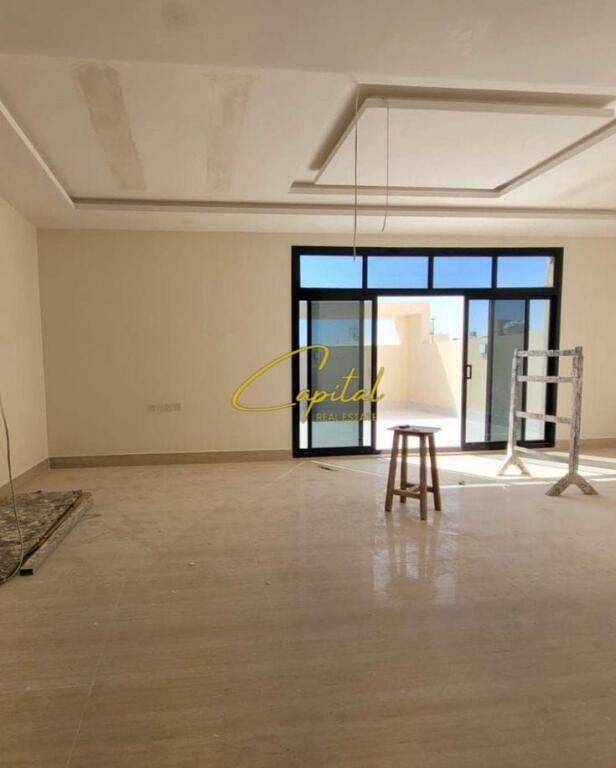 LOCALE COMMERCIALE IN AFFITTO 120 M2 VIA DIBRA 50.000 LEKE