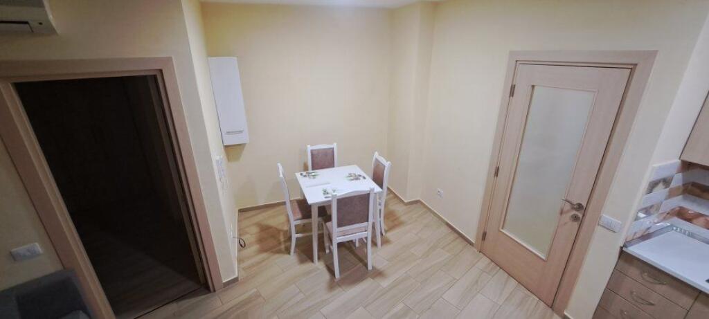 Apartment 1+1 for rent at Le Bon near Petro Nini Luarasi