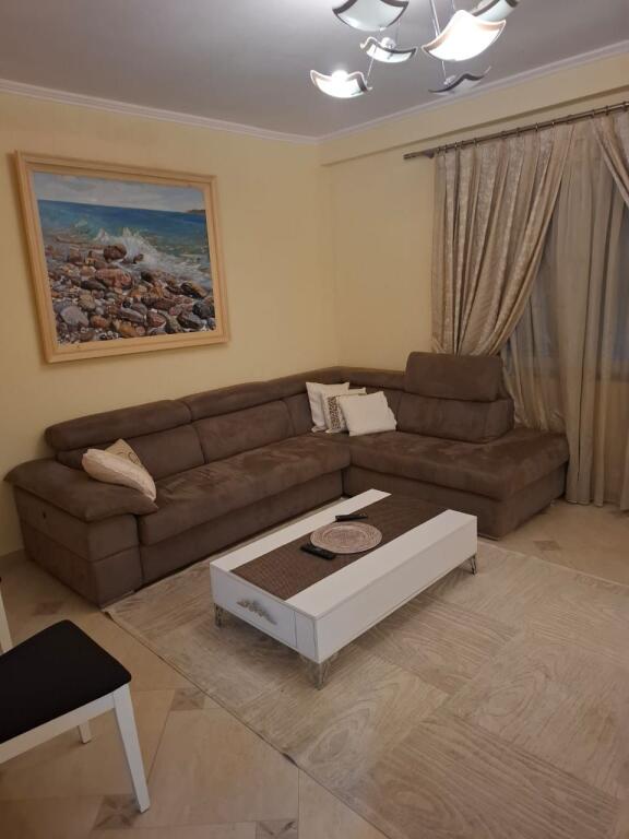 Appartamento 1+1 in affitto a Shkembi i Kavajes