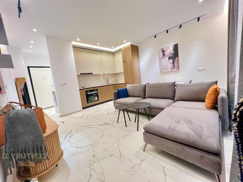 Apartament 1+1 per qira Zogu i Zi