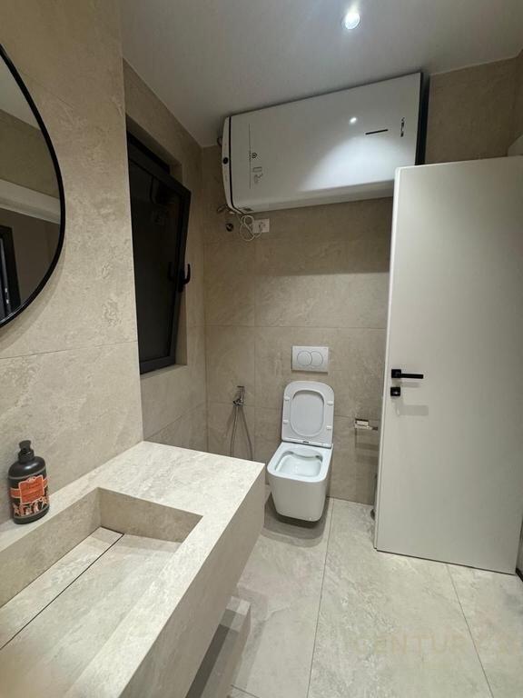 Jepen me qira 2 garsoniere ne Qender