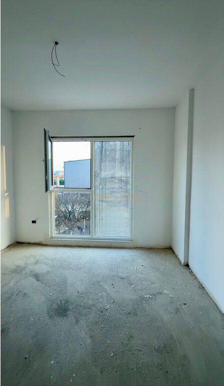 For sale, Apartment 1+1, Green Residence Kamez, Tirana.