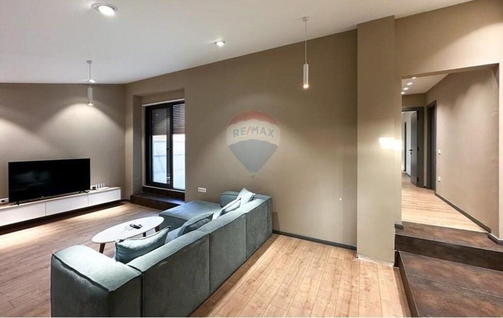 Apartament - Për Shitje - Farkë, Tiranë ID: 530191075-9