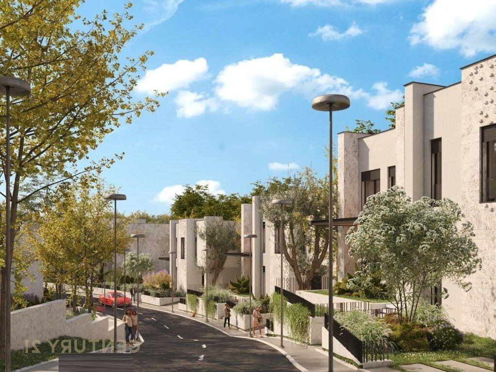 MAISON DE LA TERRE VENDIAMO APPARTAMENTO 2+1+2+POSTO AUTO ,MJULL BATHORE