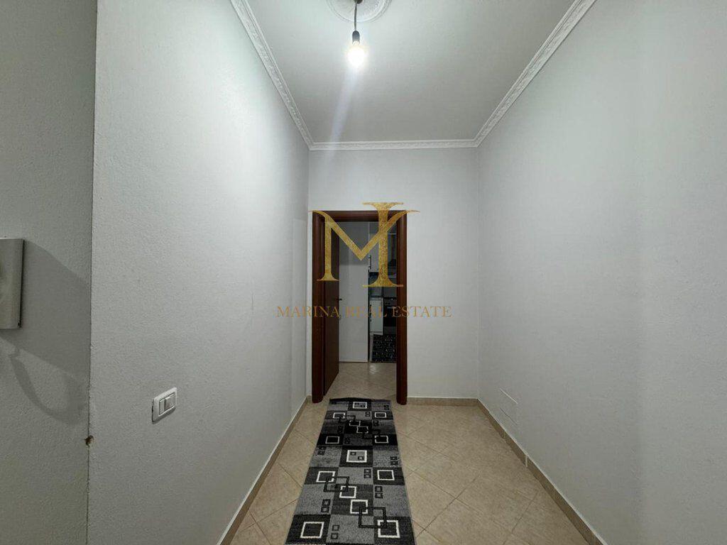 Jepet me qira apartament 1+1,Plazh Rrota e Kuqe,Durres