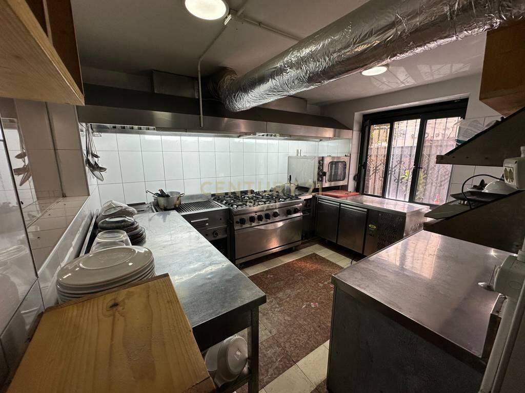 RESTAURANT FOR RENT NEAR ZOGU I ZI 2,000 € /Month
