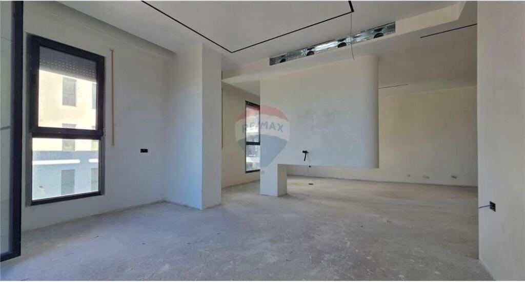 Apartament 2+1+2 + Garazh për Shitje – Tek Shkolla e Marinës, Vlorë