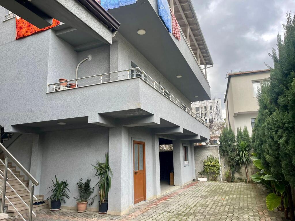 📣 AFFITTO VILLA SU DUE PIANI 📍 Vicino al Nuovo Viale ✨