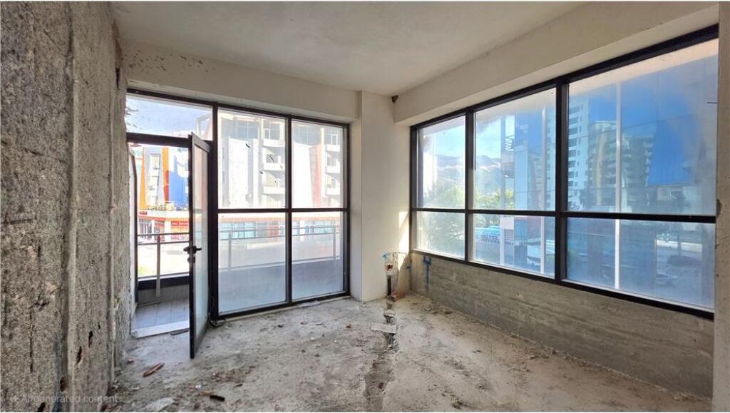 Opportunity Apartment 2+1+2 for sale in Lungomare