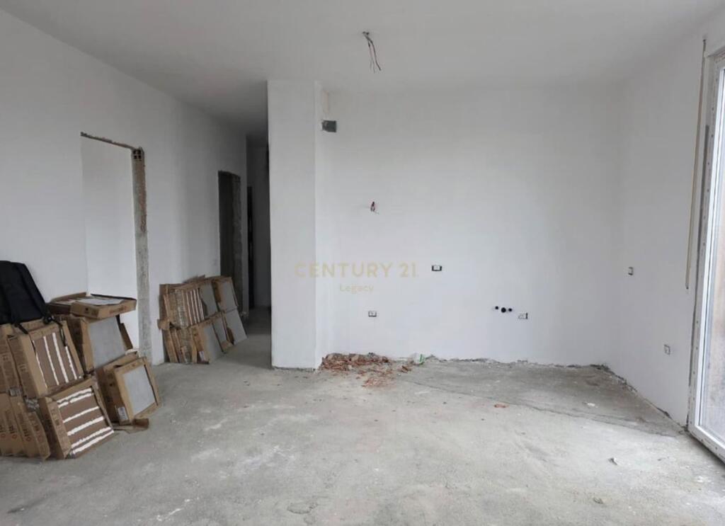 ✨ Apartament 2+1 për Shitje në Ali Demi – Ndriçim i Shkëlqyer &amp; Mundësi Personalizimi