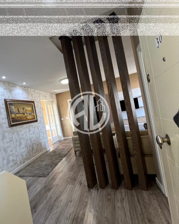 Papafingo 2+1+2 për Qira – prane Stadiumit, Durrës