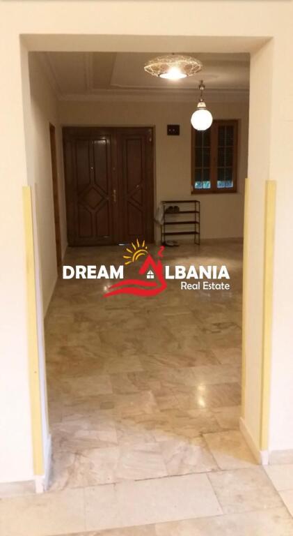 Vile private ne shitje ne zonen e Don Bosco prane kompleksit Vizion Plus (ID 4151040).