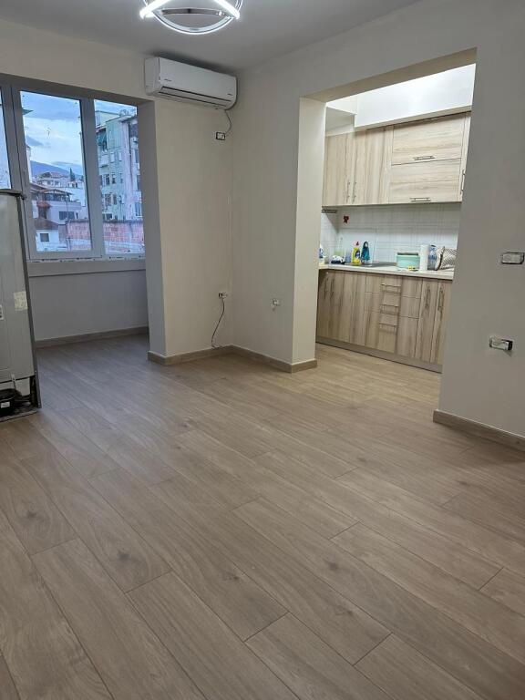 Jepet me qira apartament 2+1, 📍pranë Rrugës së Elbasanit‼️