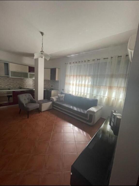 APPARTAMENTO IN AFFITTO 1+1 STRADA DI DURRËS 45.000 LEKE