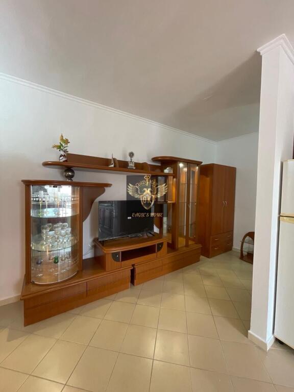 🏡 Appartamento in affitto 1+1 + Balcone – Vicino a Flagship Center, Durrës