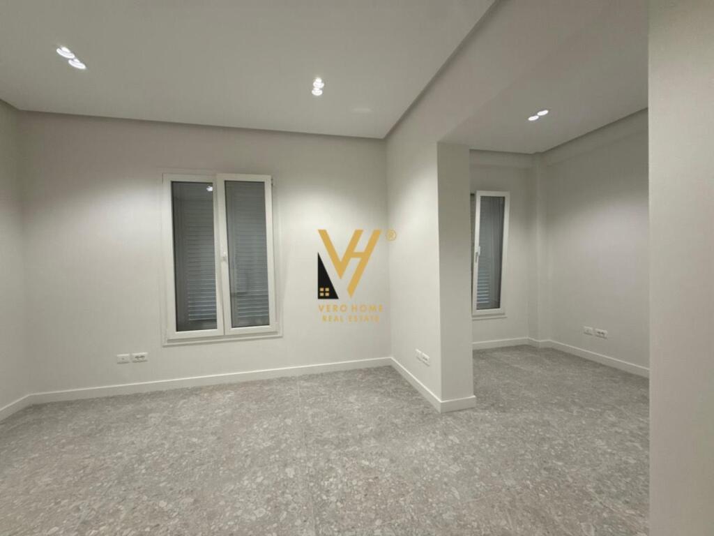 BUSINESS BUILDING FOR RENT ON ELBASAN STREET 9,000 EURO